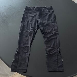 Black Lululemon size 4 leggings